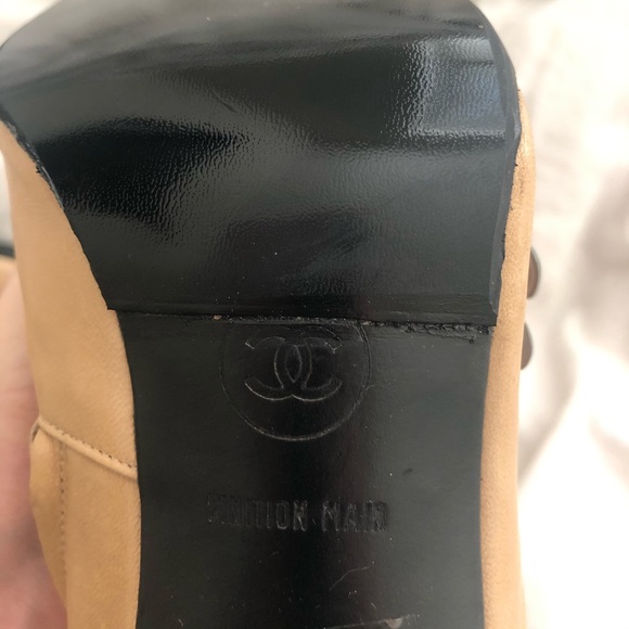 Vintage boots (worn around house) - Picture 4 of 7